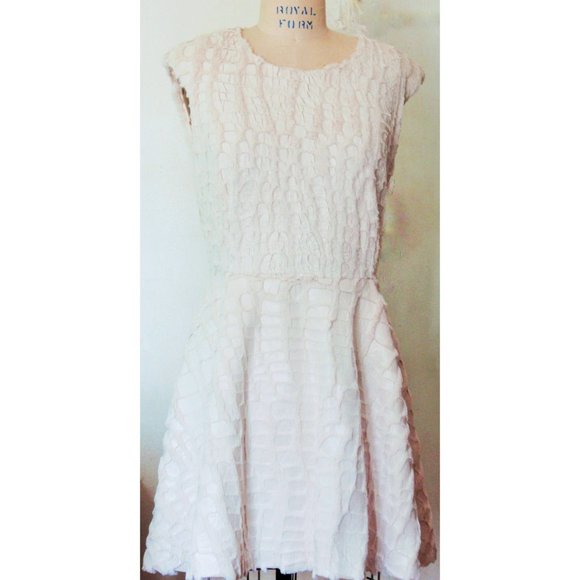 ASOS CREAM WHITE FAUX MINK FUR DRESS 12 NWT - Picture 1 of 11